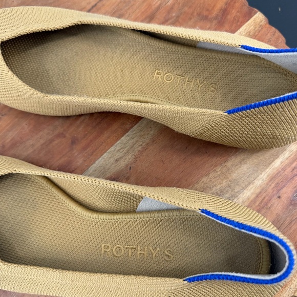 Rothy's The Point Flats Size 9.5 tan sand neutral camel beige - Picture 6 of 8